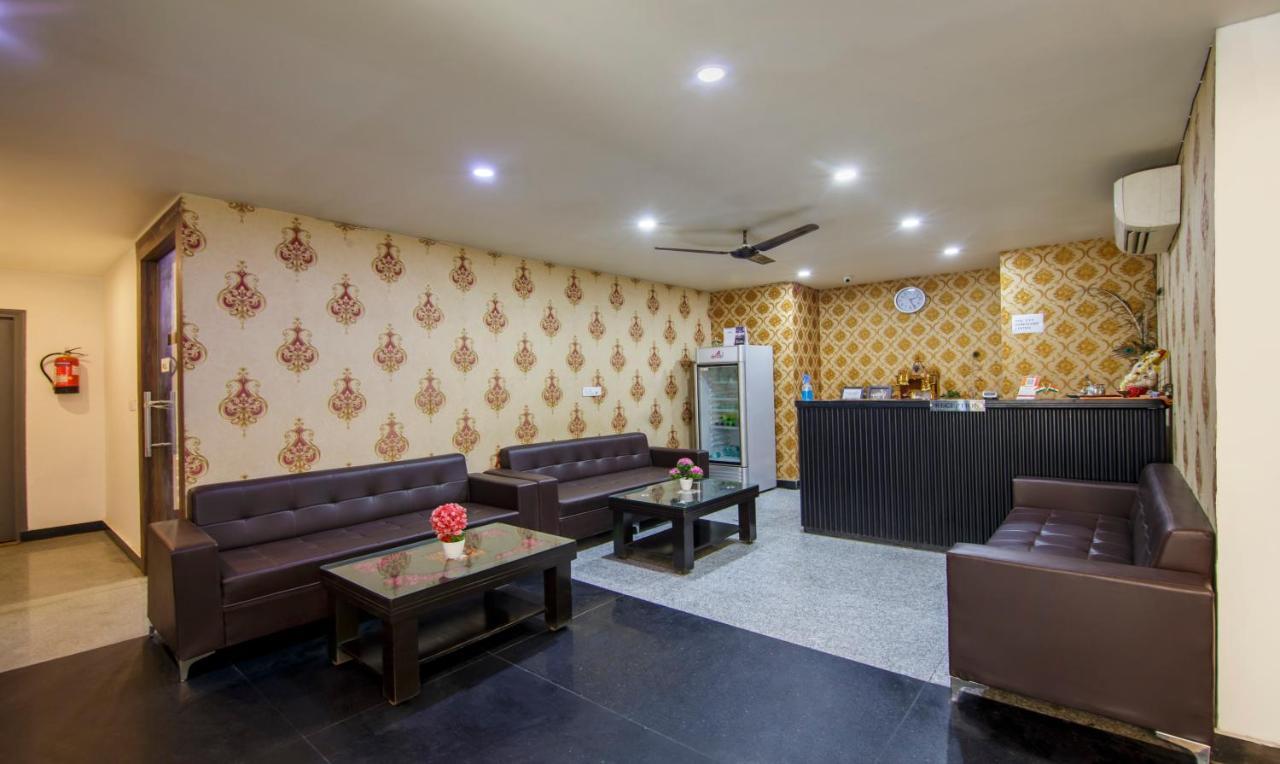 فندق Treebo Noida Express المظهر الخارجي الصورة
